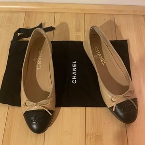 Chanel tan and black ballet flats